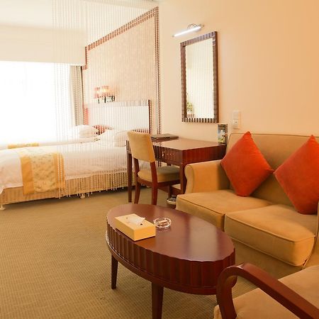Starway Hotel Silver ג'וחאי מראה חיצוני תמונה