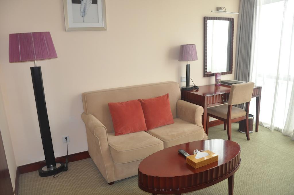 Starway Hotel Silver ג'וחאי חדר תמונה