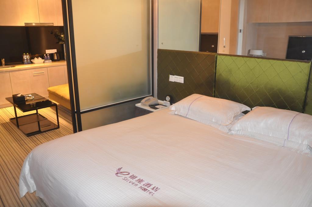 Starway Hotel Silver ג'וחאי חדר תמונה
