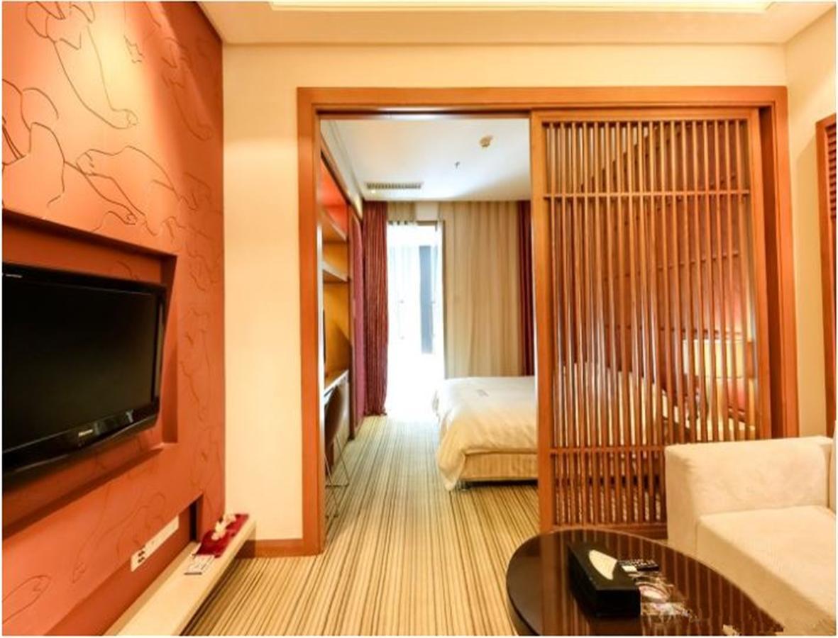 Starway Hotel Silver ג'וחאי מראה חיצוני תמונה