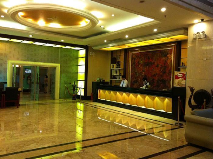 Starway Hotel Silver ג'וחאי מראה חיצוני תמונה