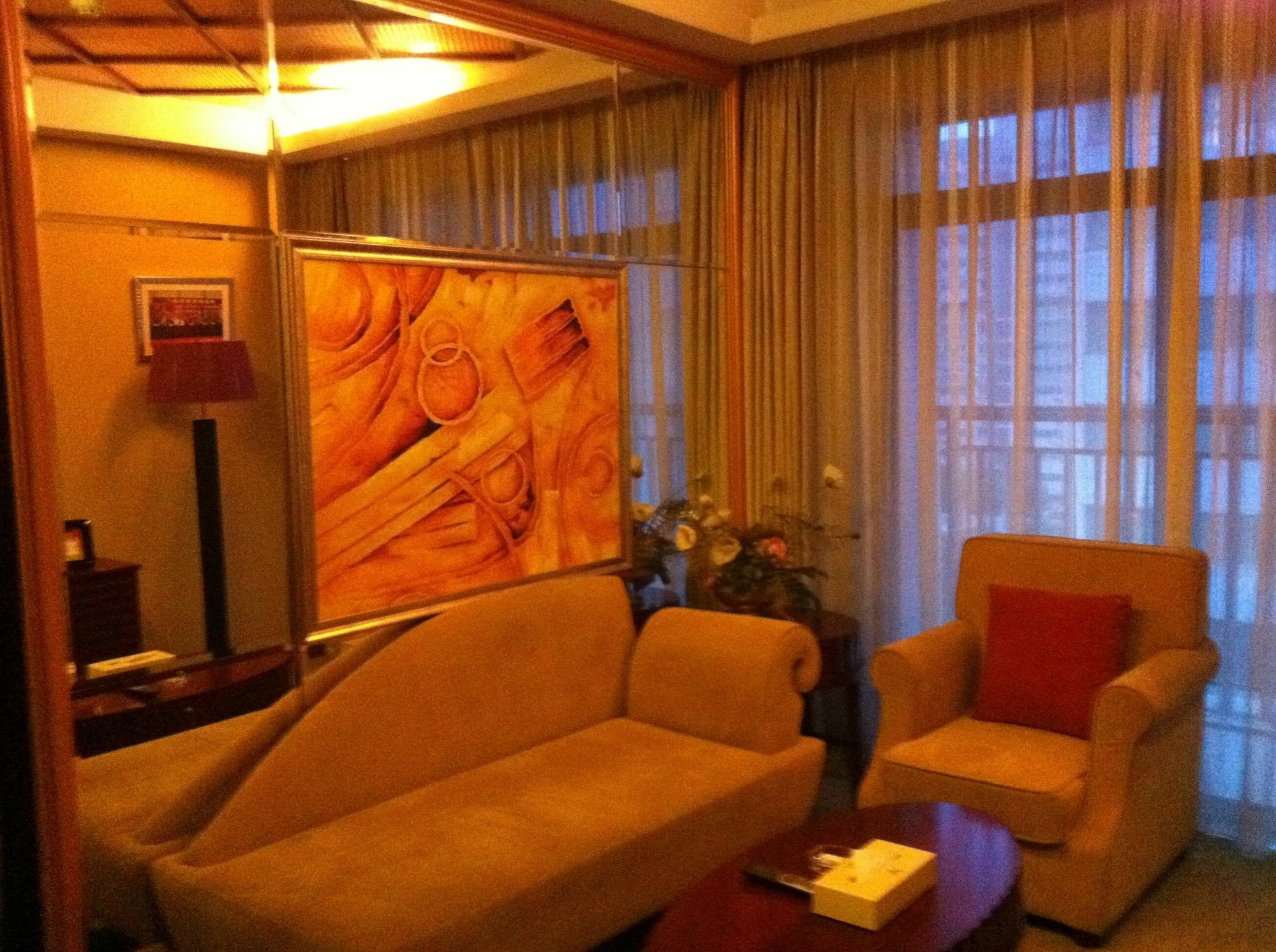 Starway Hotel Silver ג'וחאי מראה חיצוני תמונה